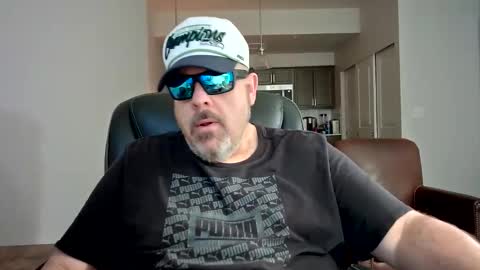 midnightmoonlight777 online show from 25, 4, 2026