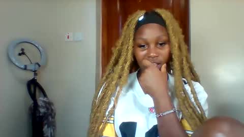 midnightt_tease online show from 17, 9, 2025