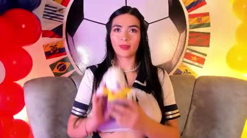 miel_gomez online show from 22, 6, 2026