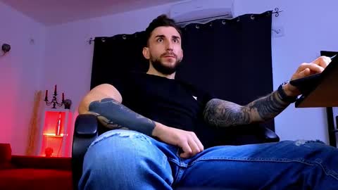 MightyAaron online show from 15, 2, 2026