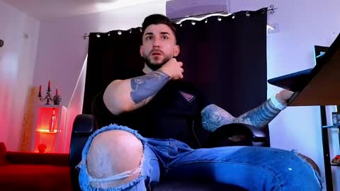 MightyAaron online show from 12, 5, 2026
