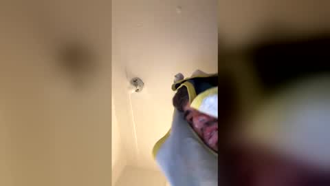 Snapshot of miguelord2428 chatting on 31, 3, 2026 miguelord2428 online show from 31, 3, 2026