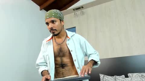 Snapshot of miguelsanfrancisco chatting on 3, 1, 2025 miguelsanfrancisco online show from 3, 1, 2025