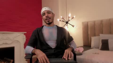 Snapshot of miguelsanfrancisco chatting on 7, 2, 2025 miguelsanfrancisco online show from 7, 2, 2025