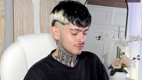 MIHAIL LEROY finally independent model online show from 19, 12, 2024