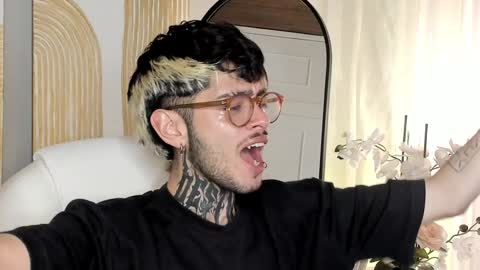 MIHAIL LEROY finally independent model online show from 9, 1, 2025