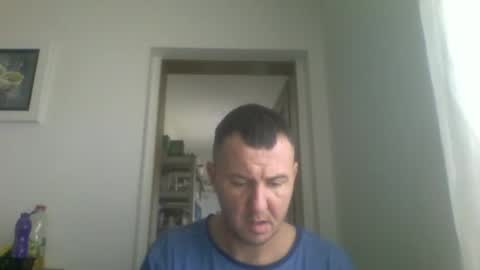 Snapshot of mihamihec82 chatting on 3, 1, 2025 Uncut daddy online show from 3, 1, 2025