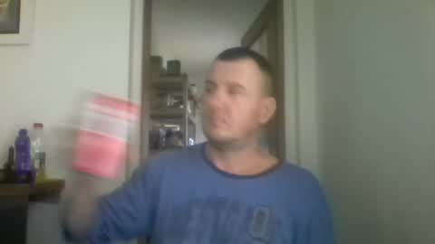 Snapshot of mihamihec82 chatting on 6, 1, 2025 Uncut daddy online show from 6, 1, 2025