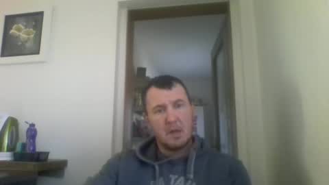 Snapshot of mihamihec82 chatting on 5, 2, 2025 Uncut daddy online show from 5, 2, 2025