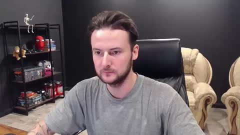 Misha Winchester online show from 2, 12, 2025