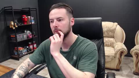 Misha Winchester online show from 17, 2, 2026