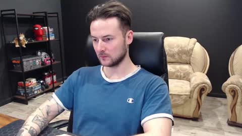 Misha Winchester online show from 4, 3, 2026