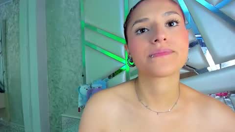 Snapshot of miia02 chatting on 14, 1, 2026 MIA 3 online show from 14, 1, 2026