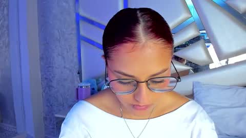 Snapshot of miia02 chatting on 21, 2, 2026 MIA 3 online show from 21, 2, 2026