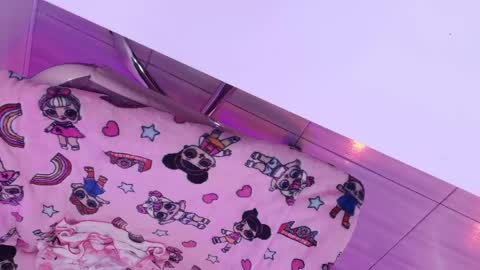 Miia  online show from 17, 4, 2026