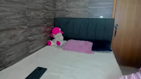 Mia online show from 18, 3, 2026