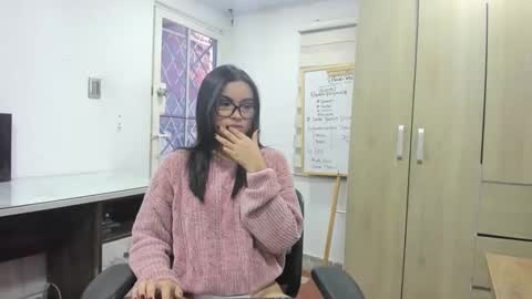 Snapshot of miia_palmerr chatting on 31, 12, 2024 Mia online show from 31, 12, 2024
