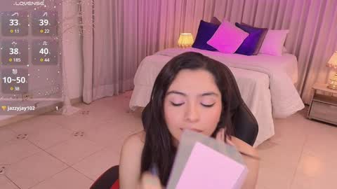 Mia online show from 30, 1, 2025