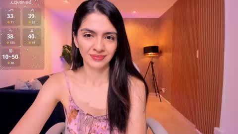 Mia online show from 3, 10, 2025