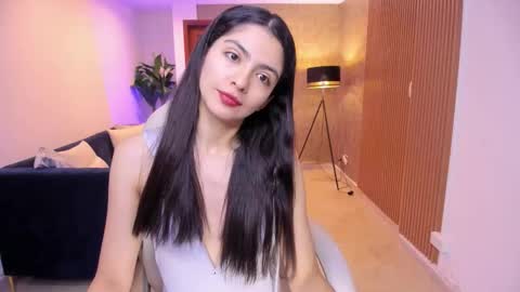 Mia online show from 22, 12, 2025