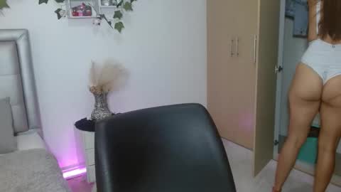 Snapshot of miiaa_k chatting on 18, 4, 2026 miiaa_k online show from 18, 4, 2026