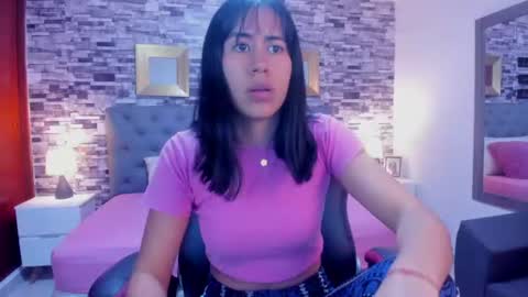 Snapshot of miiaabloom chatting on 3, 8, 2026 miiaabloom online show from 3, 8, 2026