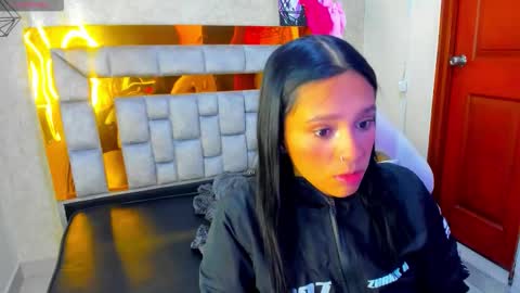 miiaboss online show from 4, 3, 2026