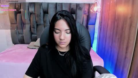 Snapshot of miichael_black chatting on 5, 2, 2026 Michael Black online show from 5, 2, 2026