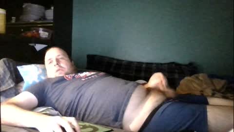 Snapshot of miike84s chatting on 19, 12, 2024 Mikey online show from 19, 12, 2024