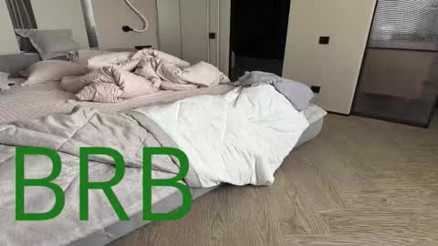 Snapshot of miiraii chatting on 28, 2, 2026 miiraii online show from 28, 2, 2026