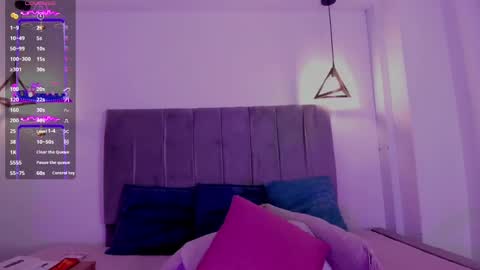 miiss_greyy online show from 10, 1, 2025