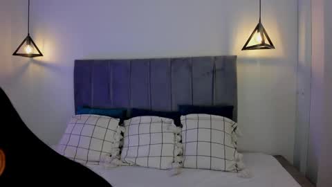miiss_greyy online show from 15, 2, 2025