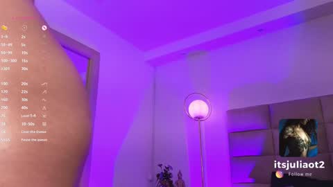   online show from 18, 1, 2025