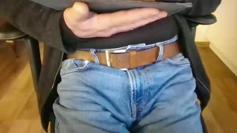 mik online show from 5, 12, 2025