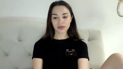 Mika online show from 11, 4, 2026