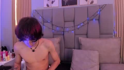 Mika  Milo. online show from 14, 6, 2026