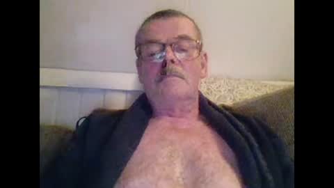 Snapshot of mikael42 chatting on 15, 2, 2026 mikael42 online show from 15, 2, 2026