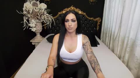 Mikaela online show from 22, 12, 2024