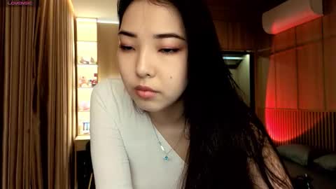 Snapshot of mikakimura chatting on 26, 10, 2025 Miko now i live in Vietnam online show from 26, 10, 2025