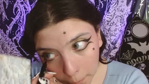 Mika online show from 27, 9, 2025