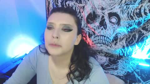 Snapshot of mikaskullcs chatting on 2, 4, 2026 Mika online show from 2, 4, 2026