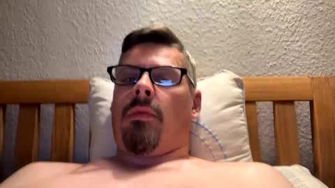 Snapshot of mike4u26 chatting on 4, 10, 2025 mike4u26 online show from 4, 10, 2025