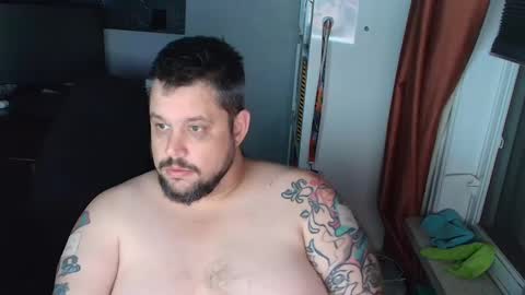 Snapshot of mike6685 chatting on 29, 9, 2025 Mike online show from 29, 9, 2025