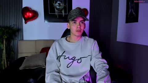 Mike 0233 online show from 25, 2, 2025