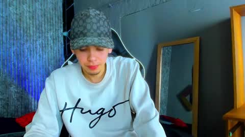 Mike 0233 online show from 11, 3, 2025