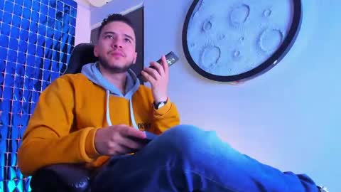 Snapshot of mike_256 chatting on 28, 2, 2026 Mike online show from 28, 2, 2026