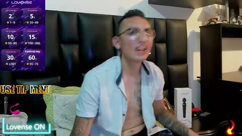 Snapshot of mike_bennet chatting on 17, 3, 2026 Mike Bennet Make me Cum Please online show from 17, 3, 2026