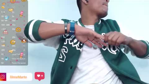 Snapshot of mike_black_22 chatting on 18, 9, 2025 Mike online show from 18, 9, 2025