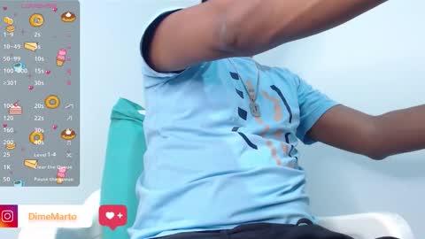 Snapshot of mike_black_22 chatting on 5, 11, 2025 Mike online show from 5, 11, 2025