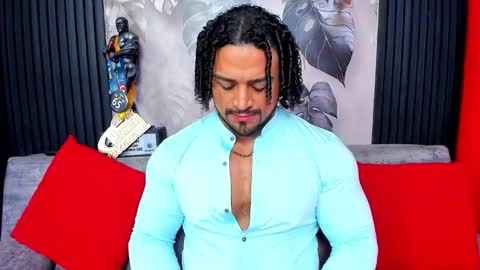 Snapshot of mike_estevess chatting on 17, 1, 2026 online show from 17, 1, 2026